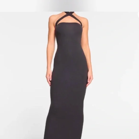 Skims wrap Elegant Black Halter Dress - Picture 1 of 4